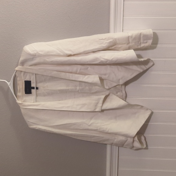 BCBGMaxAzria Jackets & Blazers - BCBGMAXAZRIA White Boho Blazer Formal